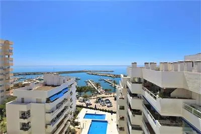 SEAVIEW_Beautiful_sea_views_and_views_to_the_pool_area_from_the_roof_terrace.JPG