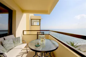VM1_Fantastic_balcony_with_outdoor_seating_and_direct_sea_views.JPG