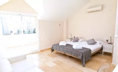 PA3_Master_bedroom_fully_airconditioned.JPG