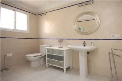 PA4bathroom2(15).png