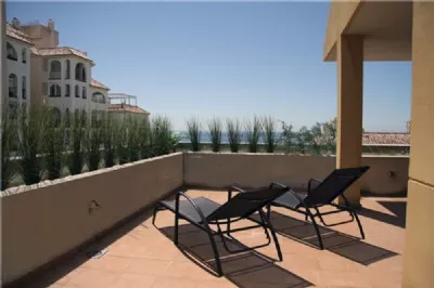 PA4terrace2(18).jpg kopi.png