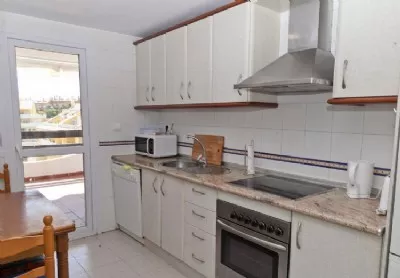 BLANCO_Very_modern_kitchen_.JPG