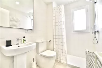 PB3._Second_bathroom_with_shower,_WC_and_hand_basin.JPG