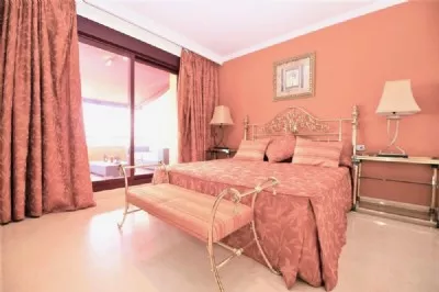 RA1_Beautiful_and_luxurious_master_bedroom_with_king_size_bed_and_access_to_the_terrace.jpeg