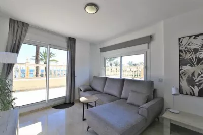 PP4. _Bright_lounge_area_with_comfortable_seating_and_sea_views.JPG