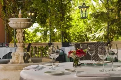 La Veranda  SmallD771.JPG