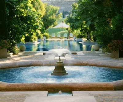 VP Fountain Garden Outside2.jpg