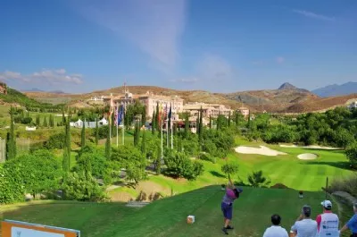 salida  hoyo 4 flamingos golf.jpg